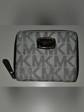 Michael Kors Monogram Wallet in White, Navy Blue, Gold.